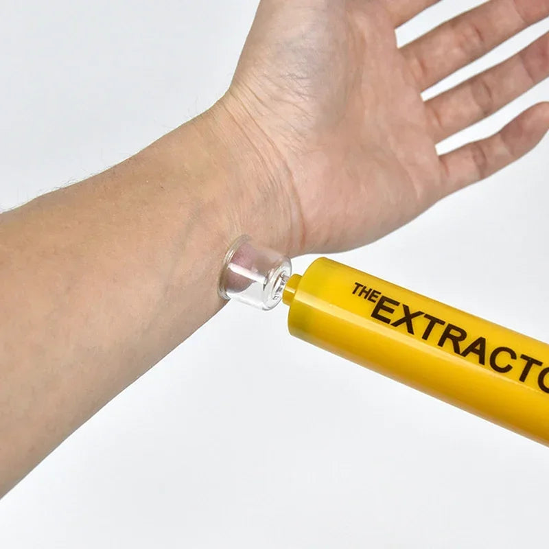 The Extractor Vennum Suction Tool